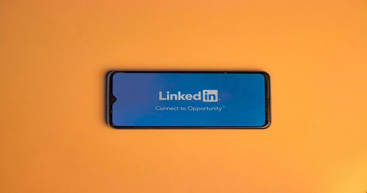 LinkedIn Conversation Ads for B2B: Explained