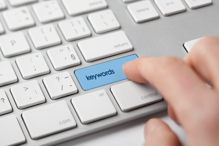 PPC (pay per click) for the travel industry: Google adwords (search & google display)