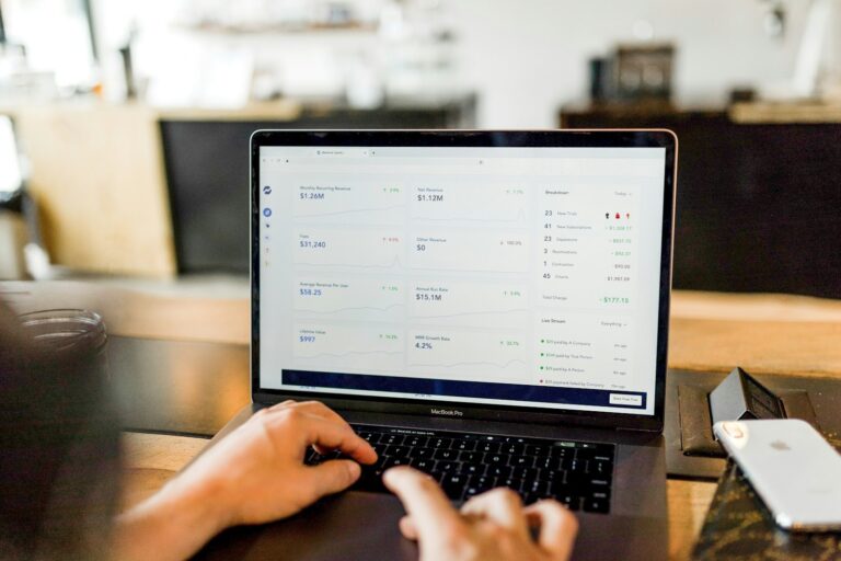 Important Metrics to Look Out For in SaaS Marketing