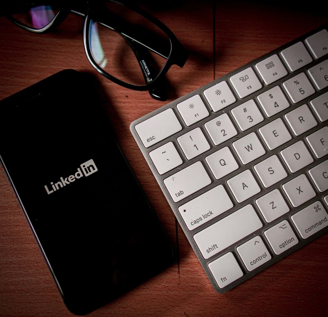 Why Your Business Should Use LinkedIn Text Ads